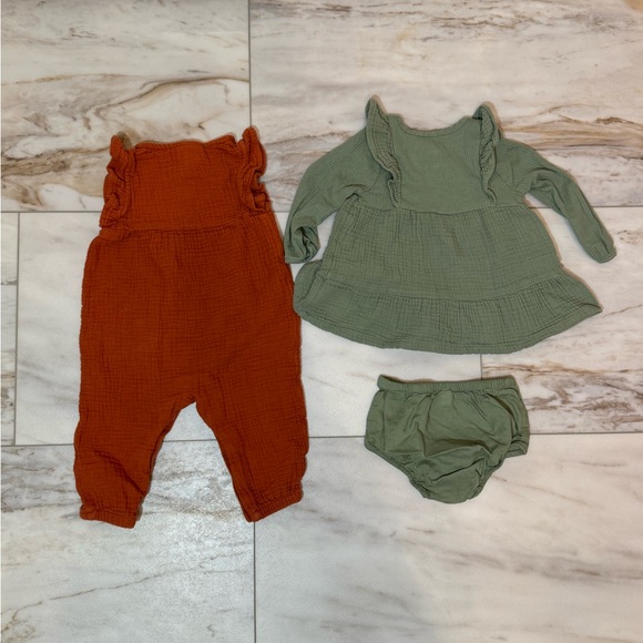 Cat & Jack Baby Girl 3-Piece Outfit Set – Size 6-9M - Picture 2 of 6